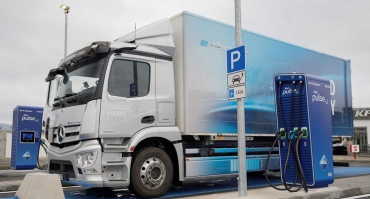 BP запускает зарядные станции для грузовиков в Германии