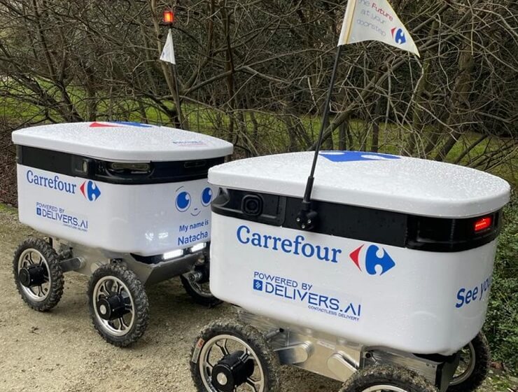 Carrefour тестирует в Бельгии автономных роботов-курьеров