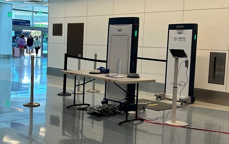 Аэропорт Лос-Анджелеса тестирует автоматизированный пункт досмотра Hexwave