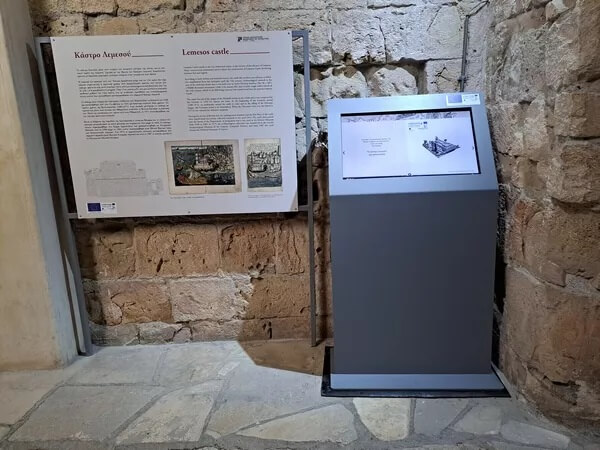 Инфокиоски установили в 4-х средневековых замках Кипра