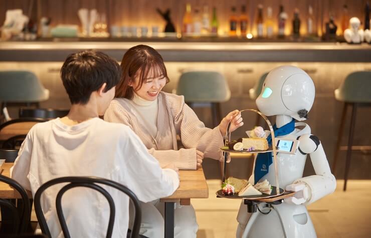 Роботы дают удаленную работу людям с ограниченными возможностями