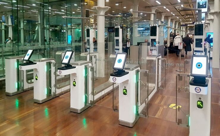 Eurostar запускает автоматизированные биометрические пункты пропуска SmartCheck
