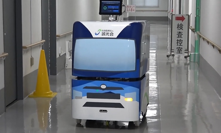Японцы разработали робота-доставщика для больниц