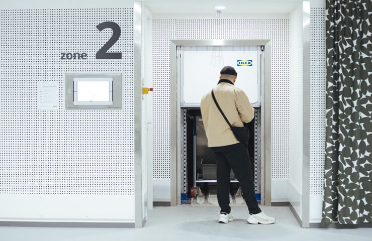 Ikea установила огромный автомат по выдаче заказов в Амстердаме