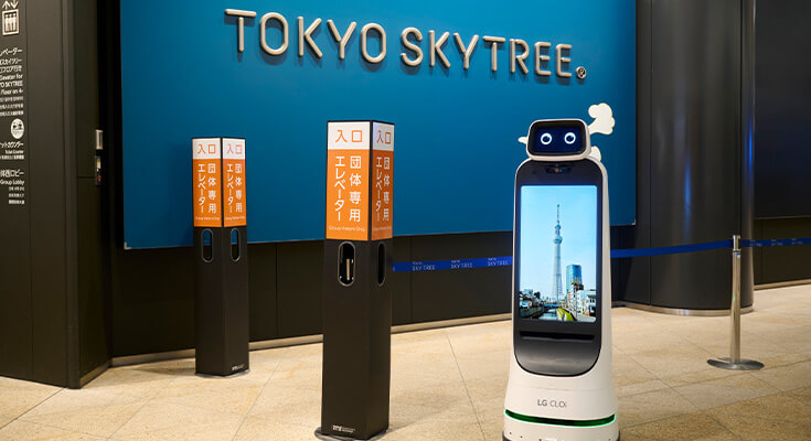 В Tokyo Skytree тестируют роботов-гидов для групповых посетителей