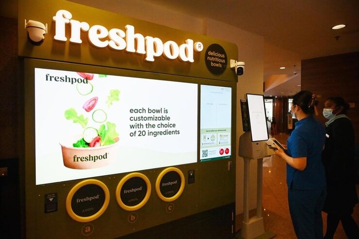 Сингапурский стартап FreshPod запускает автомат со здоровой едой 