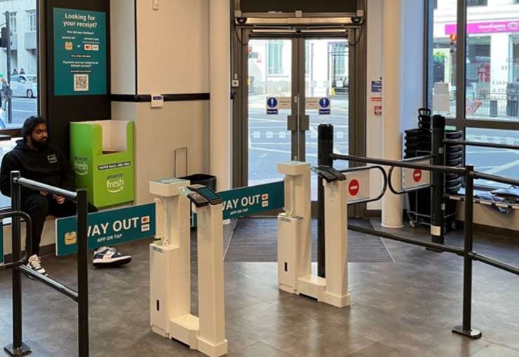 Amazon сворачивает бескассовую технологию Just Walk Out в Великобритании  