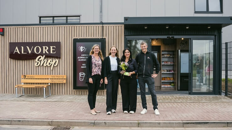 Компания Westfalen запустила контейнерный автономный магазин в Германии