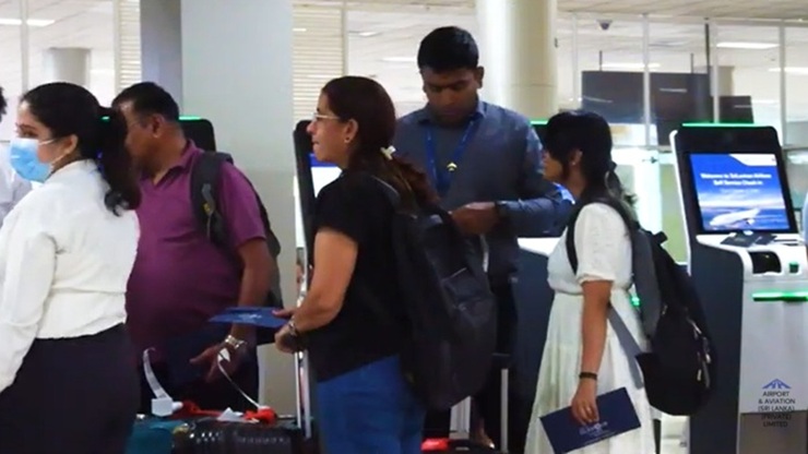 Шриланки́йский аэропорт BIA внедрил еще 20 киосков саморегистрации пассажиров