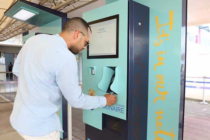 Международный аэропорт Бонайре внедряет киоски самообслуживания и умные выходы на посадку