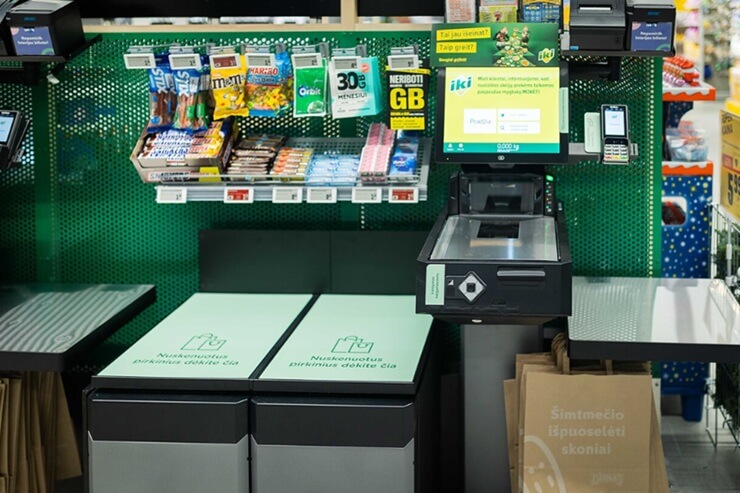Литовский ритейлер «Iki» представил кассу самообслуживания для инвалидов 