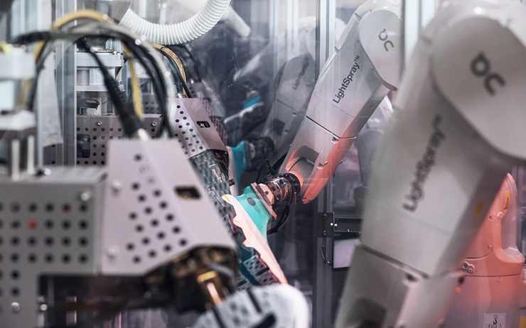 В Южной Корее компания On открыла роботизированную обувную фабрику 