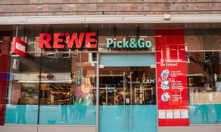 REWE продолжает внедрять бескассовые магазины Pick&Go в Германии