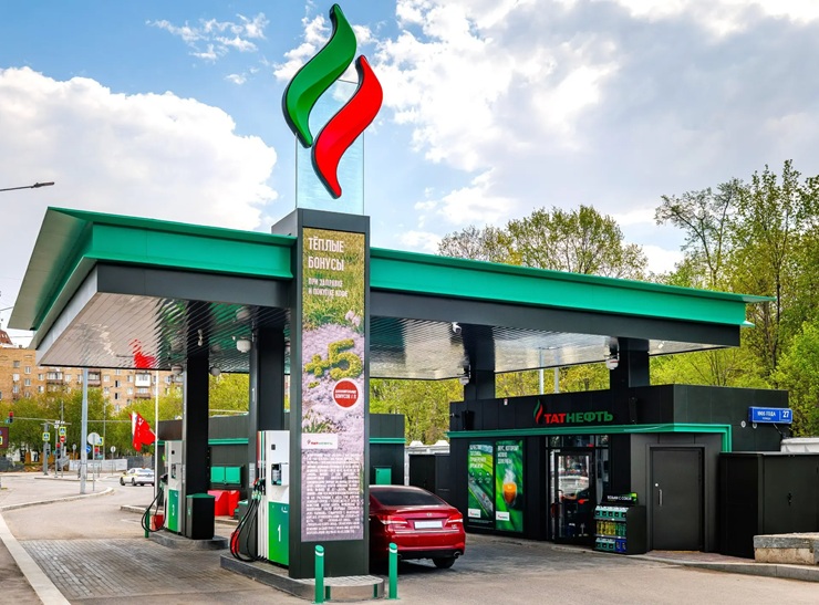 Татнефть запустила АЗС будущего с магазином и общепитом в концепции самообслуживания