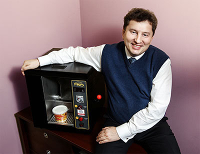 Уральский предприниматель запатентовал автомат по продаже суши «Сушироллер»