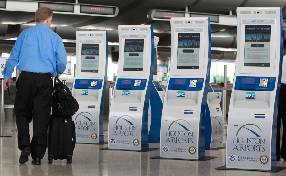 Мировой рынок киосков паспортного контроля достигнет 8000 единиц к 2018г.