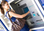 В банкоматы планируют внедрить систему очистки банкнот от микробов