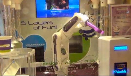 «Robofusion» — интерактивный робот киоск по продаже мороженного