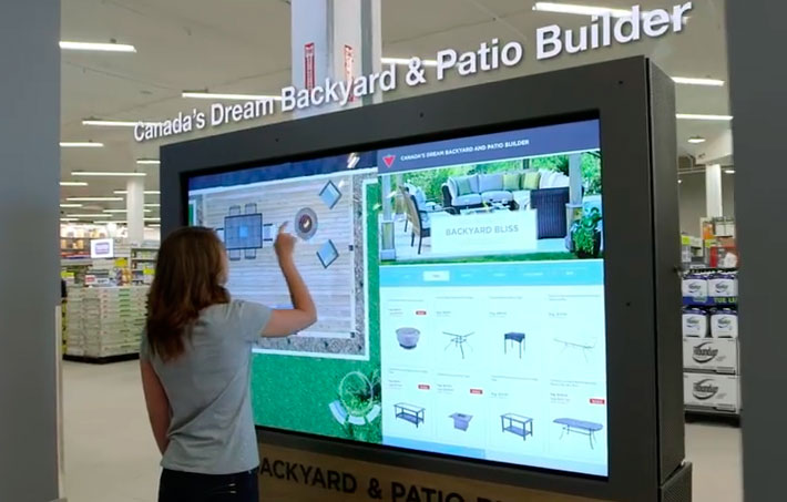 Канадский ритейлер установил в магазине более 100 интерактивных витрин