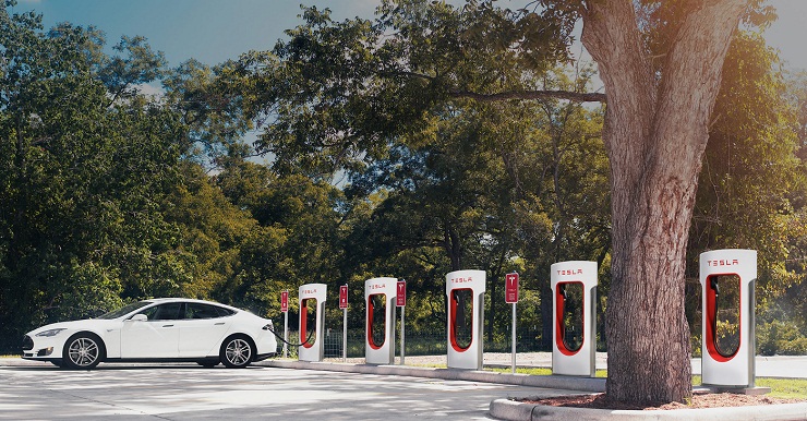 Tesla построит в России свои фирменные зарядные станции Supercharger 
