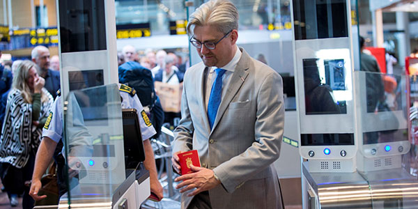 Аэропорт Копенгагена внедряет системы автоматизированного паспортного контроля 