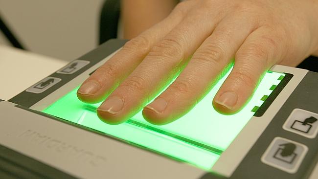 Российские банки в следующем году смогут законно использовать биометрические технологии идентификации 
