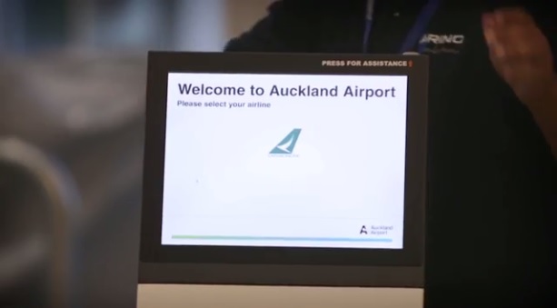 Мобильные киоски саморегистрации пассажиров внедрили в Аэропорту Окленда в Новой Зеландии