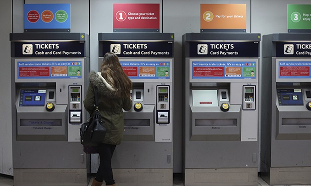 Каждый пятый ж/д пассажир Великобритании покупает неправильный проездной документ в билетных автоматах