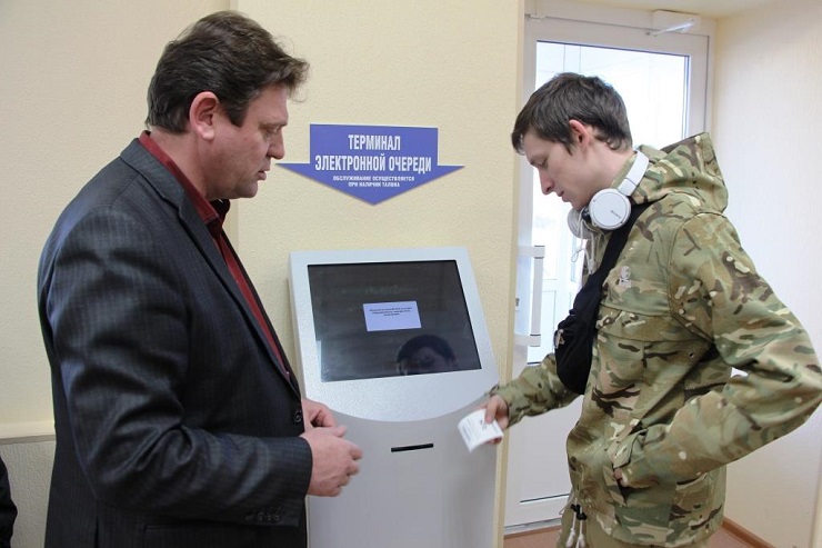 Терминал электронной очереди появился в отделении Ростовводоканала в Батайске