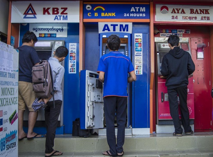 В Азии растет число банкоматов на фоне финансовой доступности и спроса на наличные