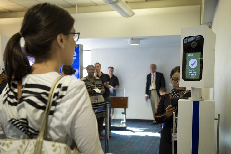 JetBlue тестирует биометрическую технологию посадки на рейс 