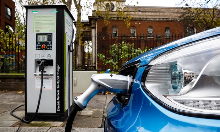 Лондон получит 1500 зарядных станций для электромобилей к 2020 году