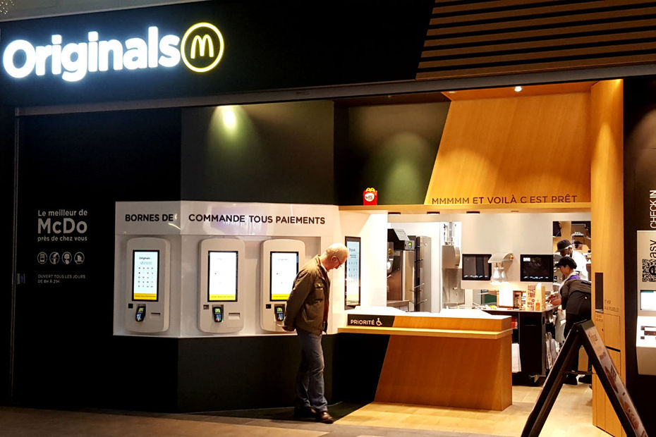 Сеть фаст-фуд ресторанов McDonald's во Франции пожинает плоды трехлетней стратегии цифровизации