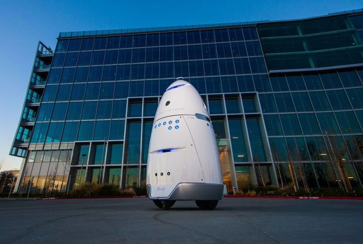 В Сан-Франциско собственники офисных центров принимают на работу роботов охранников