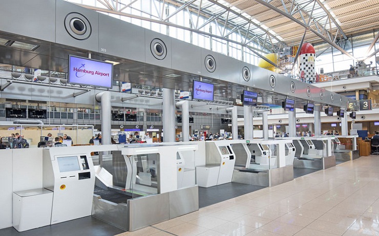 Аэропорт Гамбурга запускает киоски автоматизированной сдачи багажа 