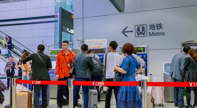 Новый терминал T2 аэропорта Гуанчжоу оборудовали системами самообслуживания
